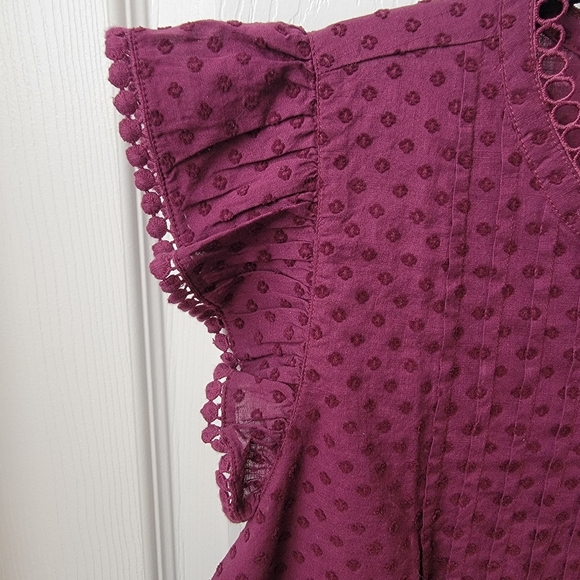 Sleeveless Ruffle Top - Picture 3 of 4